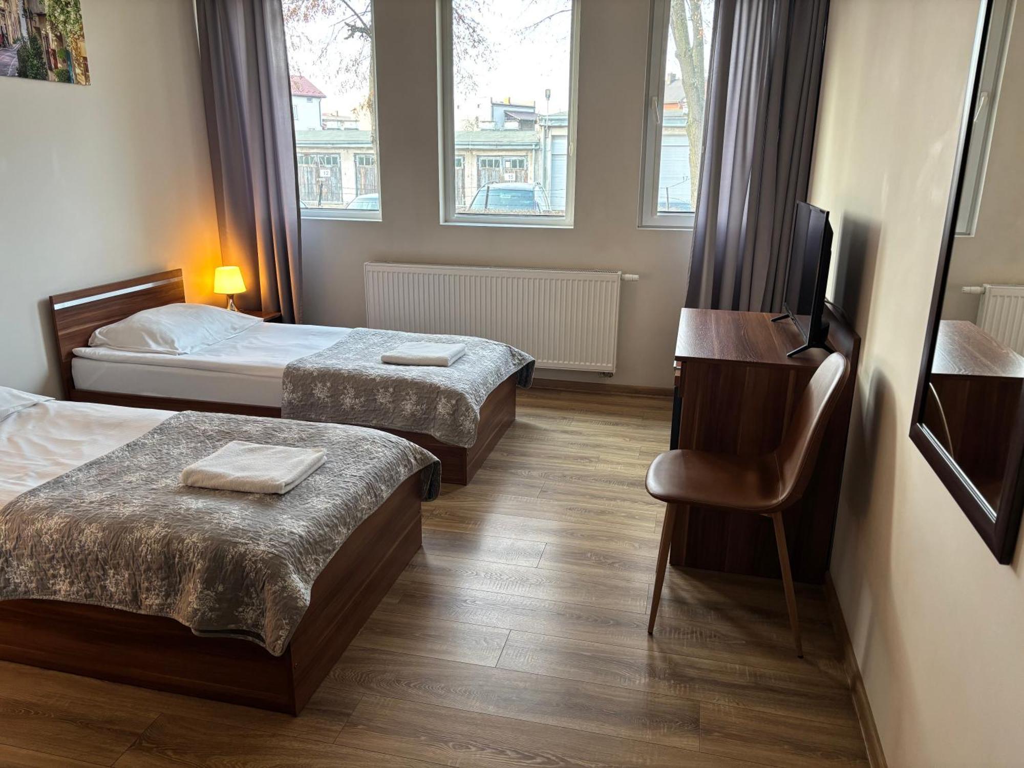 M&A Guest Rooms Łomża Eksteriør billede