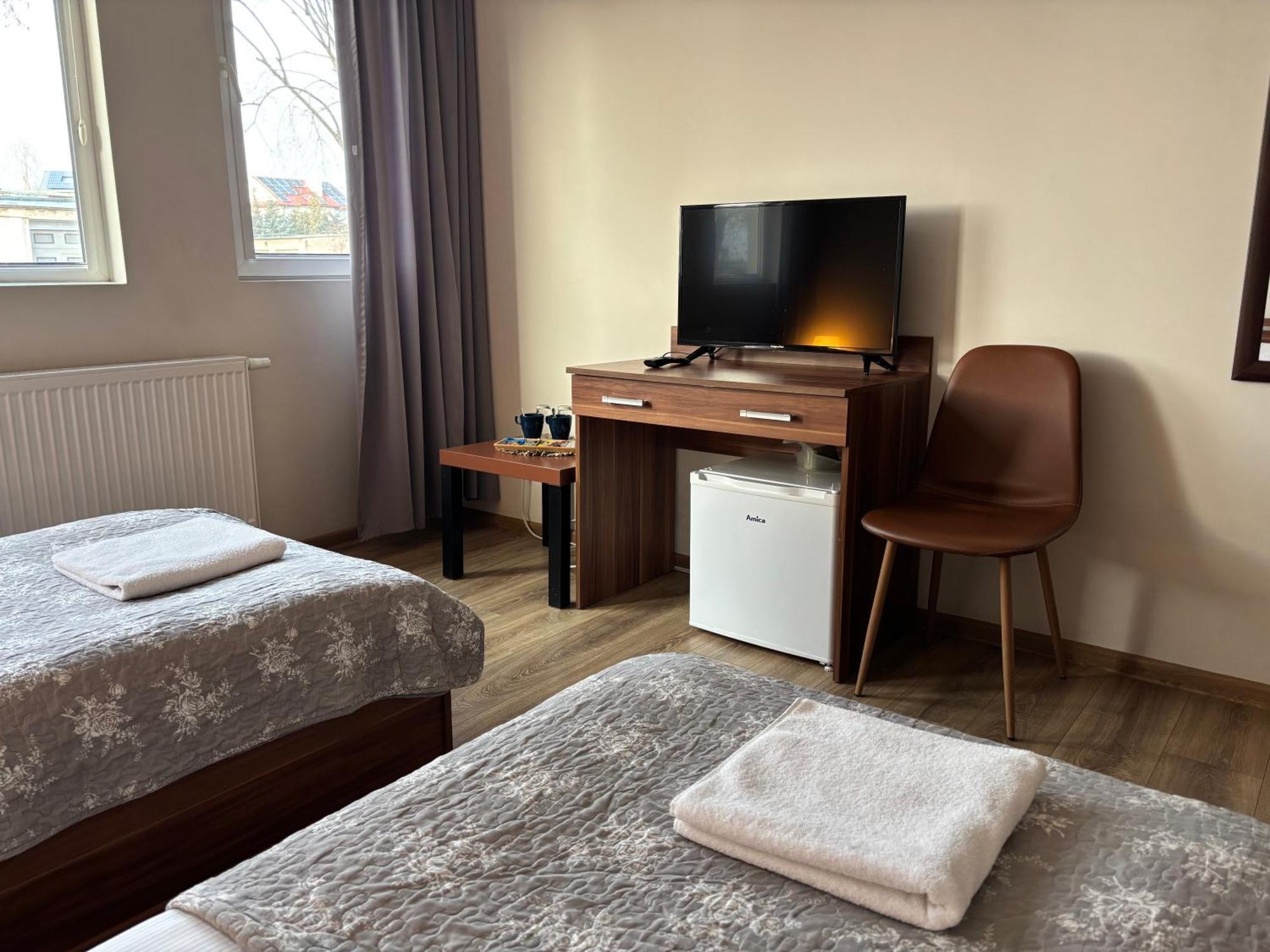 M&A Guest Rooms Łomża Eksteriør billede
